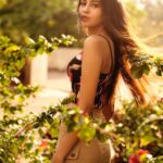 Anushka Merchande Instagram - 🧁🧸 Thankyou to the lovely Dipti mam❤️ @vmcagency and @aayu0801 Shot by: @sanjaykumarphotographer Mua: @rohitsingh1176 Outfit: @fashionstruc