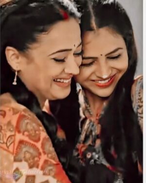 Anushka Merchande Instagram - Happy birthday to the most special one.🧿🩷
Thankyou for being a mother to me..🫰🏻🦋
I love you,
Always & Forever♾️
@shweta.tiwari
