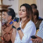 Anusree Instagram - Candid clicks have the power to capture genuine emotions!!😊🤍🤍 Click @mizhiphotography