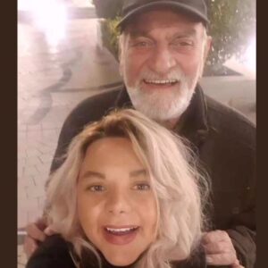 Arash Mir Ahmadi Instagram - خداحافظ فتحعلی اویسی عزیز
پایان زندگی یک هنرمند فرهیخته
🖤🥀