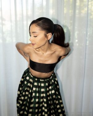 Ariana Grande Thumbnail - 5.9 Million Likes - Most Liked Instagram Photos