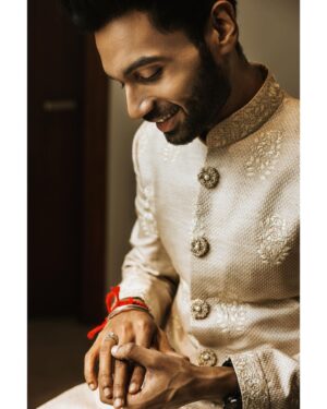 Arjun Kamath Instagram - And so begins this precious journey of forever. With a tender smile on my face, a gentle spring of love in my heart, and a soft anticipation of everything that is yet to come. Oh, the beauty of love.

Akhila + Pranay, October 2021

#CapturedOnCanon with a Canon EOS R5 with the RF 24-70mm f/2.8 L IS USM 

#wedding #sunrise #morning #indianwedding #photography #weddingphotography #portrait #bridal #weddingphotography #bride #indianbrides #teluguwedding #groom #bridesofinstagram #bridesofindia #bridesofhyderabad  #southindianbride #bridesof2022 #wedmegood #hyderabadwedding #arjunkamathphotography #hyderabad  #DoGreatWithCanon #MentorsInFocus #EOSMaestro #instagood #instagram
