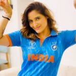 Arti Singh Instagram - Chak de . Always proud of our Indian team ❤️ jeetoge . Jeetoge