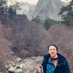 Artyom Khorev Instagram - Незабываемое путешествие в горы Северной Осетии. Спасибо огромное @13_pilot и @nakifaria за фантастические впечатления 🤗❤️ Помните, дети, алкоголь вредит вашему здоровью. С другой стороны, всё вредит вашему здоровью. Жизнь – главная причина смерти. Но лучше не спиваться все же. Всем мир🖖🏿 Видео бу @ant.tap_v Северная Осетия