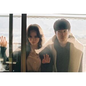 Asami Usuda Instagram - 川島小鳥が撮る、マーガレット・ハウエルを纏った臼田あさ美と井之脇海。後編

@houyhnhnm_official 

冬の海もすき🌊