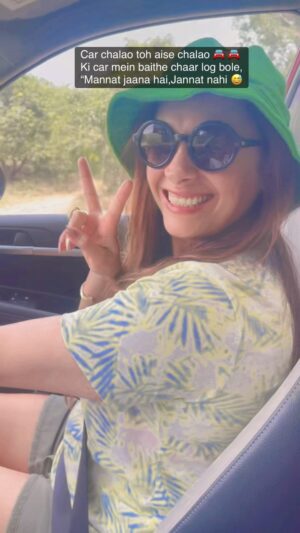 Ashita Dhawan Instagram - Car mein baithe chaar log ka darr be like:😂
.
.
.
#ashitadhawan #dabbangdhawan #ashybaby #dhawanswhoarehappy #run #haha #drive #drivesafe #reel #trending