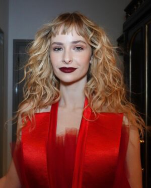Ashleigh Cummings Instagram - Whenever I’m doing press I try to subvert the high glamour focus to one of sustainable creativity. Here’s to the brilliant artisans who have ploughed their fields to locate and create incredible, earth-friendly alternatives!

Hair- @liztaw (glorious human! Eco real deal! Superwoman du monde!! 🌳⚡️👊) used her homemade zero waste flax gel, and finished with @randcobleu Optical Illusion smoothing oil and Lifestyler volume and texture spray. Swipe right for the most cringe slo-mo of my liiiife- but with proof that the hair functions normally and not like crunchy mi goreng 👌👌👌

Makeup- beauteous @francescabrazzo used @ereperezcosmetics on skin and cheeks, @rmsbeauty on my eyes and @officialmanasi7 on my lips 💚

Styling- by the sublime @lucywarrenstyle ! Styling fairy and soul soother 💗✨

Dress- (which can be worn 3 ways!) by beauteous @peoplesofallnations who are making steps by working with a family-run, artisanal factory and preventing waste with their “handmade” approach in pattern cutting, reinterpreting stock, as well as creatively reworking leftover fabrics from the industry. ❤️‍🔥

Shoes- by my DREAM @rey_rey_official . It is SO hard to find truly sustainable shoes so I always end up using vintage. But these folks are legit… ONLY using animal skin that is the bi-product of the food industry, vegetable tanning processes using 💯 carbon free energy production, upcycled fabrics, creatively reusing “waste”, recycled paper shoe boxes, ethically made, woman-owned. It goes on and on. I’m not sponsored by them or anything. Just in love with what they do 🖤

📸 and videos by @francescabrazzo @tristanfewings and @gettyimages . Thank you for capturing 💚💚💚