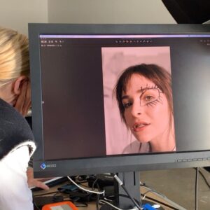 Ashleigh Cummings Instagram - FINALLY SOMEONE LET ME DRAW ON MY FACE. Thank you @vogueaustralia for a truly creative shoot, a stimulating conversation about my experience and love for @goldfinchmovie ... AND for letting me play @eltonjohn tunez the ENTIRE time 🕺🏽 (somewhat sorry you couldn’t use half the photos because I was singing along. Somewhat). 📸 by photographic/creative genius @hughstewartgallery who encouraged allll the play!

Styled in entirely eco-friendly and ethical garments by @kate_darvill (Link in bio and stay tooned for more photos cos I have no clue how to put it all in one post ✌️)