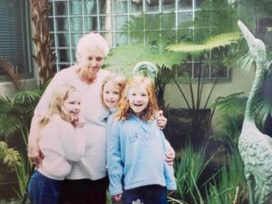 Ashleigh Cummings Instagram - Merry birthday time, nanny! Everybody tell me a story or something you learned from your nan! 😍🌷💙