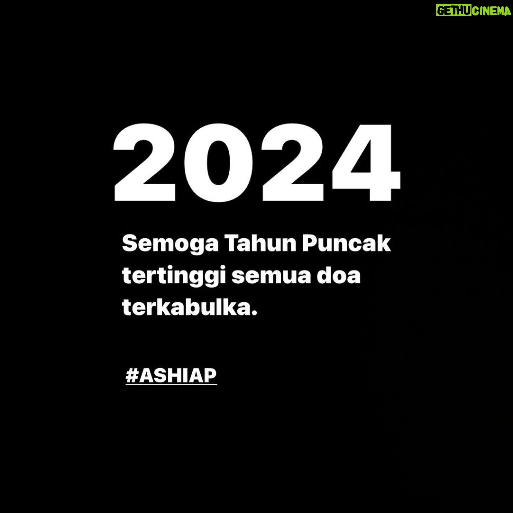 Atta Halilintar Instagram - 2024.... slide berapa yang kamu mau share?