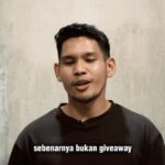 Atta Halilintar Instagram - Berhenti dari HEAD LEGAL. Umur 25 Tahun Sukses di TIKTOK 20 Juta Follower dan Pengusaha banyak Cabang🔥FIRE UPPPPP full video Grebek @iben_ma at youtube AH #GrebekRumah