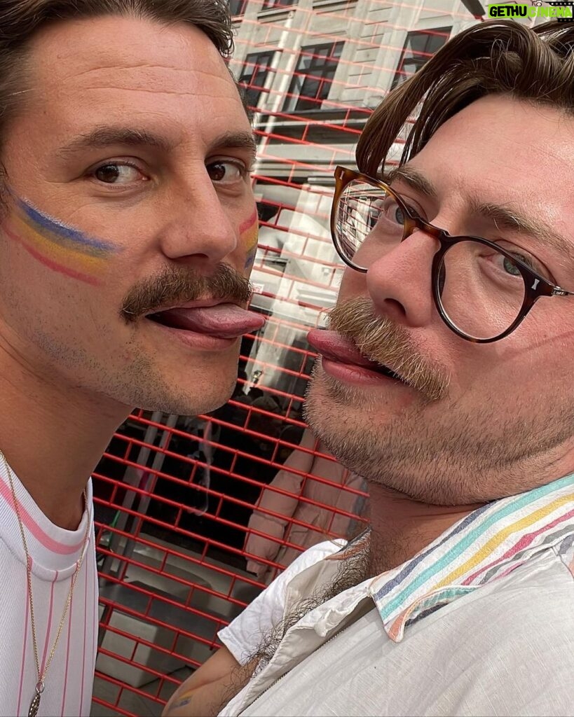 Augustus Prew Instagram - Happy Pride Babes! 🏳️‍🌈🏳️‍⚧️❤️🥰😘 London, United Kingdom