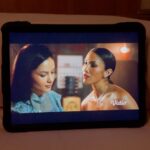 Aulia Sarah Instagram - ARA & KUMALA in REAL LIFE ❤️💛💚💙💜🧡🩷🤍 full of love, joy, and laughs. really love her soul and energy 🌻✨ yuk lihat langsung perbedaan antara CLARA+AULIA & ARA+KUMALA di @pertaruhantheseries @vidiooriginals @screenplayfilms_id 🥳✨