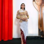 Aulia Sarah Instagram - Festival Film Indonesia 2023 💫 MUA @ms_lifa Hair Do @krisna_endi Styled by @allyshanila Kebaya, dress and skirt @__anw Corset @byansoe Jewellery @manjushanusantara Shoes @rajnik.official Nails @linneabeautybar_id Fashion assistant @zhalfakayla Photographer @abdullah_fariz