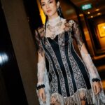 Aulia Sarah Instagram - Stepping into 'The Marvels' premiere as Monica Rambeau, blending elegance with super power. @marvelindonesia @disneyindonesia Designer: @jeantirtamarta Concept Styling: @jonathandytan Make Up: @ms_lifa Hair: @ade_ragil_hairdo Accessories: @tuloladesigns @naula_studio @gelap.ruangjiwa