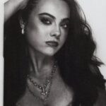 Ava Allan Instagram - meet me in the photo booth⭐️⭐️