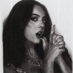 Ava Allan Instagram - meet me in the photo booth⭐️⭐️