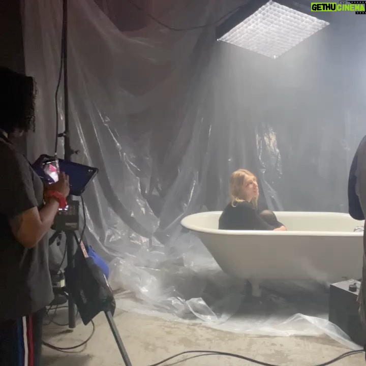 Ava August Instagram - BTS Part 1 of the Music Video for Beauty Queen 👑 this was the bathtub scene and I’m so happy with how it turned out. I had told the production team I wanted a moody scene in the bathtub and they nailed it! And yes…the water was freezing. Link in my bio to watch 🫶🏻