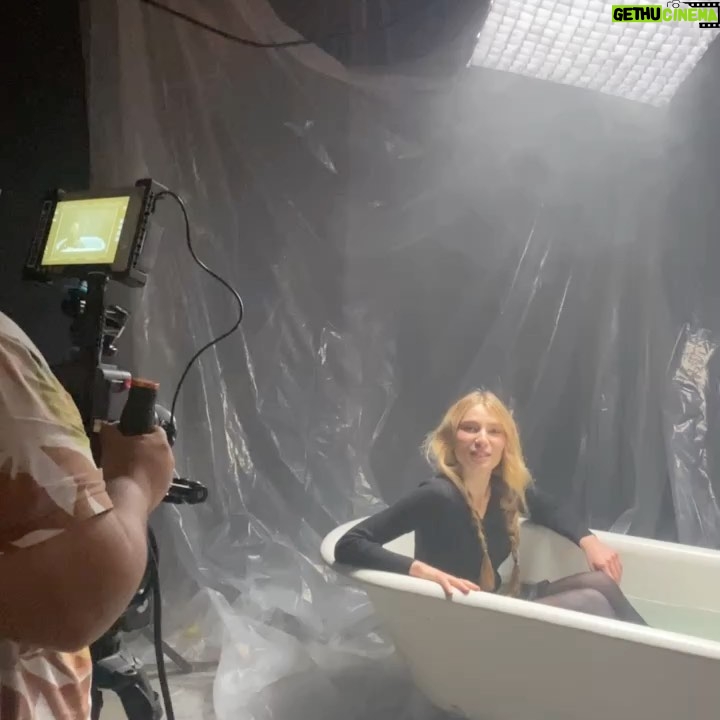 Ava August Instagram - BTS Part 1 of the Music Video for Beauty Queen 👑 this was the bathtub scene and I’m so happy with how it turned out. I had told the production team I wanted a moody scene in the bathtub and they nailed it! And yes…the water was freezing. Link in my bio to watch 🫶🏻