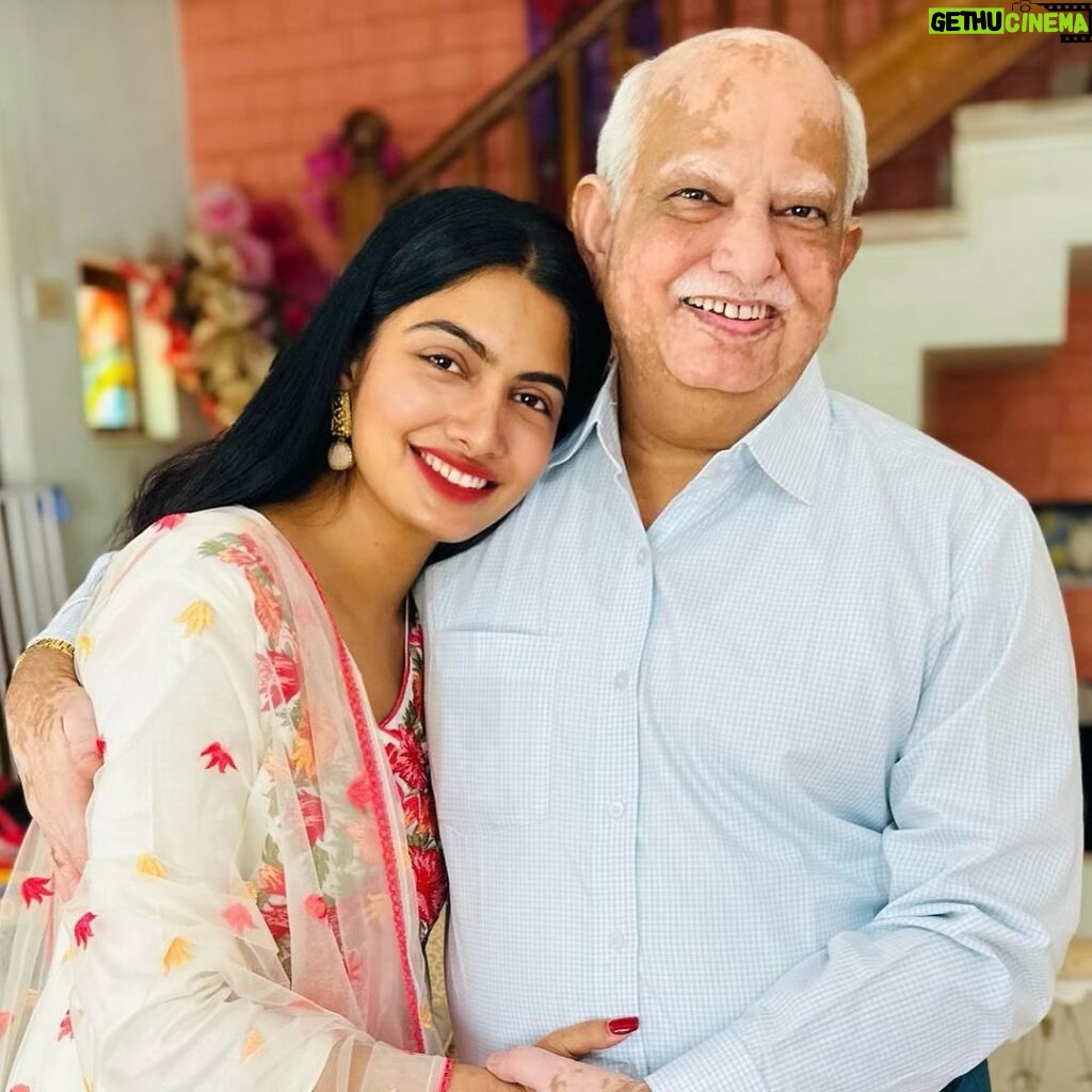 Avani Modi Instagram - Happiest birthday Pappa @vinodmodicom as you celebrate another year of life, I’m reminded of all the incredible moments we’ve shared. Your wisdom has guided me through challenges, and your love has been my rock. May this birthday bring you the joy and happiness you’ve always brought to my life. Love you ♾ ❤ #fatherhood #fatherlove #fatherdaughter #pappa #love #life #birthday #wishes #gratitude #family