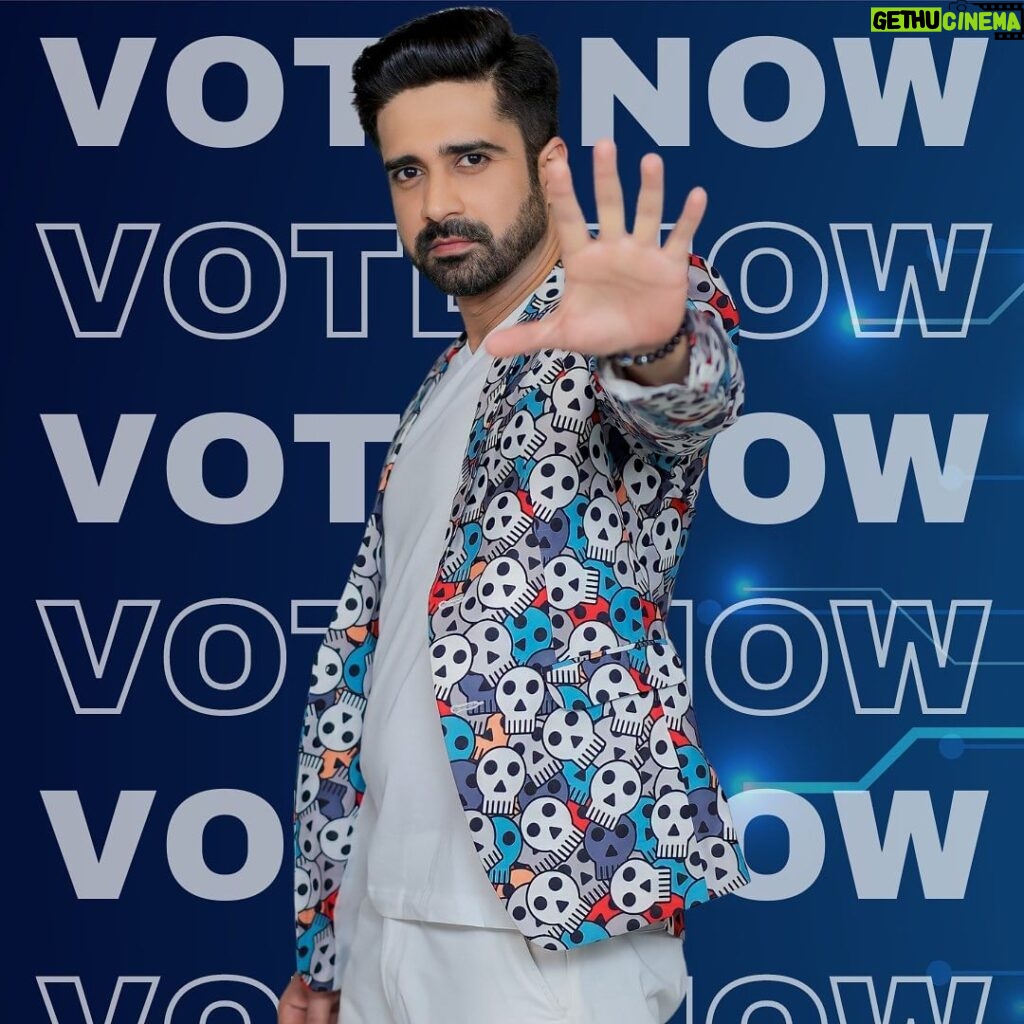 Avinash Sachdev Instagram - You’ll have showered him with so much love our hero needs a little more of it now ! Head to the @officialjiocinema app and vote for our #HeroNo1 ❤😇 Link in bio ! Edit by : @ashmaneditors Styled by : @akansha.27 @tiara_gal #AvinashSachdev #AvinashVijaySachdev #AVS #Sachkadev #Avinashinbiggboss #Avinashinbbott #Biggbossott #Avinashkipaltan #lionofthejungle