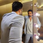 Avinash Sachdev Instagram – People in the mirror are closer than they appear 💙

So Don’t forget to watch our #HeroNo1 live only on @officialjiocinema 🤩❤️

#AvinashSachdev #AvinashVijaySachdev #AVS #Sachkadev #Avinashinbiggboss #Avinashinbbott #Biggbossott #Avinashkipaltan #lionofthejungle