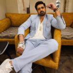 Avinash Sachdev Instagram – People in the mirror are closer than they appear 💙

So Don’t forget to watch our #HeroNo1 live only on @officialjiocinema 🤩❤️

#AvinashSachdev #AvinashVijaySachdev #AVS #Sachkadev #Avinashinbiggboss #Avinashinbbott #Biggbossott #Avinashkipaltan #lionofthejungle