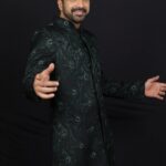 Avinash Sachdev Instagram – Feeling filmy… 😍

Styled by @akansha.27 @tiara_gal
Assisted by @whatmanaaadoes 
Outfit by @mehboobsons
#avinashvijaysachdev #avs #avinashians #avinash_world #avinaaz #avinashfans #avifandom #shahrukhkhanfans #zaalima #makeittrend #newtrend #musiclover #favorite #indianwear #ethnicwear #mensstyle