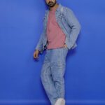 Avinash Sachdev Instagram – Tera dhyaan kidhar hai ? Humara Hero Idhar hai 😎❤️

Making a statement, one stylish outfit at a time 💜❤️

#AvinashSachdev #AvinashVijaySachdev #AVS #Sachkadev #Avinashinbiggboss #Avinashinbbott #Biggbossott #Avinashkipaltan #lionofthejungle