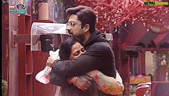 Avinash Sachdev Instagram - A teary-eyed reunion filled with love, as his mother's warmth finally reaches our #herono1 ❤ Indeed a moment of pure emotions, breaking all barriers and reminding us of the power love💕 #MotherSonReunion #BiggBossMoments #AvinashSachdev #AvinashVijaySachdev #AVS #Sachkadev #Avinashinbiggboss #Avinashinbbott #Biggbossott #Avinashkipaltan #lionofthejungle