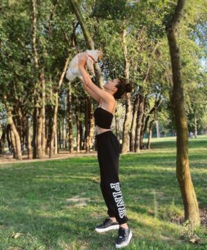 Ayşegül Çınar Instagram - Annesinin balısııı 🥰🍃