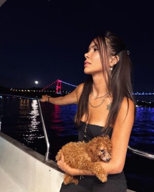 Ayşegül Çınar Instagram - 🐶🐾🫶