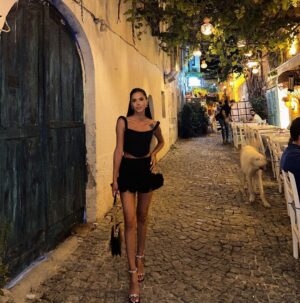 Ayşegül Çınar Instagram - Yesterday ✨