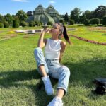 Ayşegül Çınar Instagram - “When a person lives a very happy life they become beautiful.” 🍀 Palmenhaus Schönbrunn