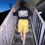 Ayuri Yoshinaga Instagram - ヘビロテしてるアクシュT🌼 バックプリント可愛すぎ🤦‍♀️ #akush #韓国ボブ #오오티디 #데일리