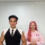 Baekho Instagram - #엘리베이터안에서 🔥 with #하이키 #H1KEY #휘서 #HWISEO #백호 #BAEKHO #엘리베이터 #BAEKHO_Elevator