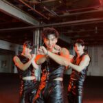 Baekho Instagram - 엘리베이터 안에서 🔥 with 안무팀 배찬열(팀세임), 김승민 #백호 #BAEKHO #엘리베이터 #BAEKHO_Elevator