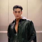 Baekho Instagram - #엘리베이터안에서 🔥 #백호 #BAEKHO #엘리베이터 #BAEKHO_Elevator