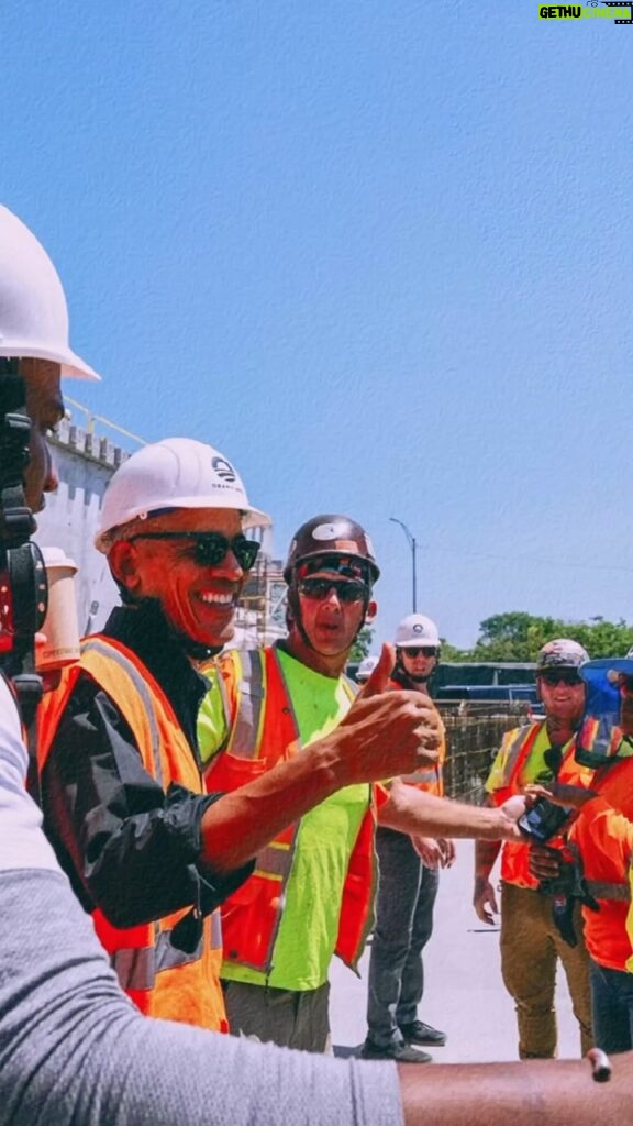 Barack Obama Instagram - Progress continues at the Obama Presidential Center site in Jackson Park! 👏🏽 When it opens, the Center will be a welcoming, vibrant campus where people from across the street or from around the globe can come to get inspired and find common ground.