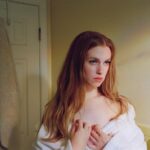 Barbara Dunkelman Instagram - Shower Thoughts 💭 Photo: @atwes Gaffer: @kamrin.pester