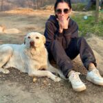 Barkha Singh Instagram - Walter didn’t want to cook today Also, #2024 yaaaaaa lovelies! 💗💗 getting back soon and I cannot wait to share photos from this magical trip with you lovelies 🤗✨ Before you ask the boss doggo is pahadi and my boss hoodie is from @graykloud 🖤 @easel_stories @oakpinionpr #happynewyear #newyear #doggo