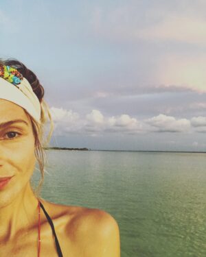 Beau Garrett Instagram - Swim. Cerveza. Ceviche. Swim. Mezcal. Guacamole. Swim. Repeat.