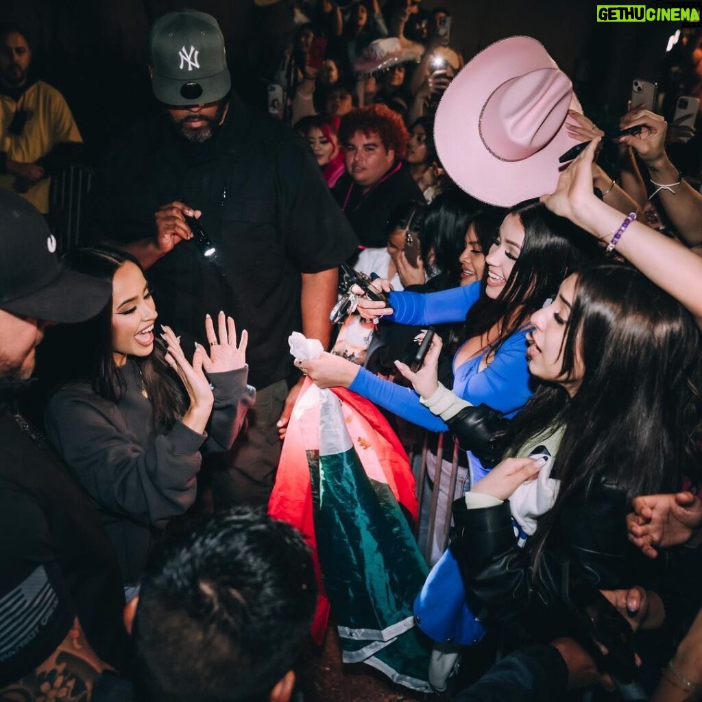 Becky G Instagram - Night 1 and 2 in the Bay Area was amazing thanks to you guys. ✨🫶🏽