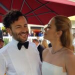 Begüm Kütük Instagram - Yıllar geçse de üstünden kalbim senin için çarpmaya devam ediyor sevgilim🙏🏻🤍12. yılımız kutlu olsuuuuun🧿🎉 #evlilikyıldönümü #12yıl @erdil 💝