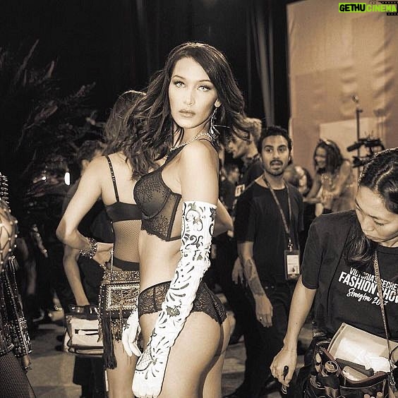 Bella Hadid Instagram - Victoria’s Secret Fashion Show through the years. As part of the family, and new team , I am sad to not have been able to make it this year. Proud of all involved! Tune in now to watch VS #TheTour now on @primevideo in partnership with @amazonfashion . Never forget, you are your OWN angel. 🤍