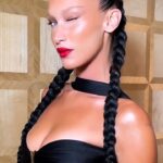 Bella Hadid Instagram - @sofiatilbury @charlottetilbury @shexshe @jeelannaleem ;)💋