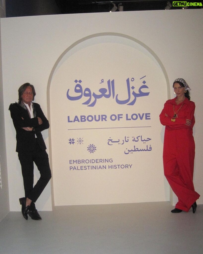 Bella Hadid Instagram - Landed in Doha and went straight to see the incredible new Palestine exhibition, “Labour of Love” “Embroidering Palestinian History will take visitors on a journey of discovery of tatreez embroidery as woven into the social, economic, and political fabric of Palestinian society, through different historical periods.” This show brought tears to my eyes and even more pride for my beautiful Palestinian roots and people. I love you Qatar and I love you Palestine! Photos by my sister @yasminediba