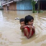 Bella Hadid Instagram - This doesn’t even seem real, but is a reality to so many. More than 1000 people — a third of them children — have died during severe flooding across Pakistan. From June through August, 2022, torrential monsoon rains washed away entire villages and infrastructure across Pakistan’s four provinces, affecting at least 33 million people. 4 million acres of crops have been destroyed and 800,000 livestock have died. Not only is this traumatizing for the people of Pakistan but it will also ,long-term, increase food insecurity across the country and will have a severe impact on the economy… “Pakistan has been facing increasingly devastating climate-induced drought and flooding,” says IRC Pakistan country director Shabnam Baloch. “Despite producing less than 1% of the world’s carbon footprint, the country is suffering the consequences of the world’s inaction.” … This is a climate crisis and we need to be there for the people of Pakistan. $2.50 can provide micronutrient sachets for a pregnant mother and young child $12 can provide a hygiene kits with soap, sanitizer, detergent, buckets, menstrual supplies, etc – enough for 3 months for a family. $55 can provide a carton of 55 ready-to-use-therapeutic food sachets that can treat a child suffering from severe acute malnutrition for 6-8 weeks. UNICEF is on the ground, delivering lifesaving medical supplies, safe water and nutrition, mental health support, educational resources and more. I’m putting the link in my bio in case you’d like to donate. If not , spreading the word on this environmental crisis and the people impacted is very important as well. Love you all and God Bless. 🤍