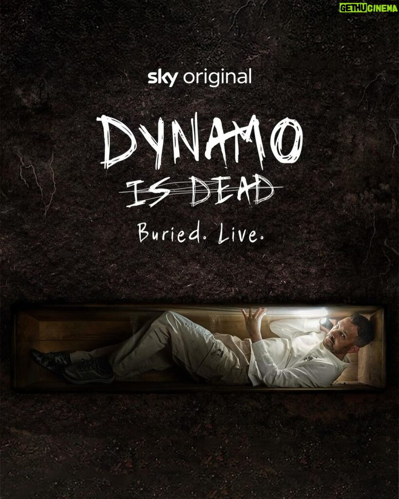 Bella Thorne Instagram - Can’t be more excited to produce this for my friend @dynamoisdead 4 stars in the @guardian !! He buried himself alive last night, been trending on X Dynamo u work so hard I’m so excited to be small part of this journey everyone please go watch this on @skytv . It’s absolutely crazy.