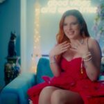 Bella Thorne Instagram - The more love the merrier The Holidays in Los Angeles with @thornedynasty #thornedynasty #thorneroyalty
